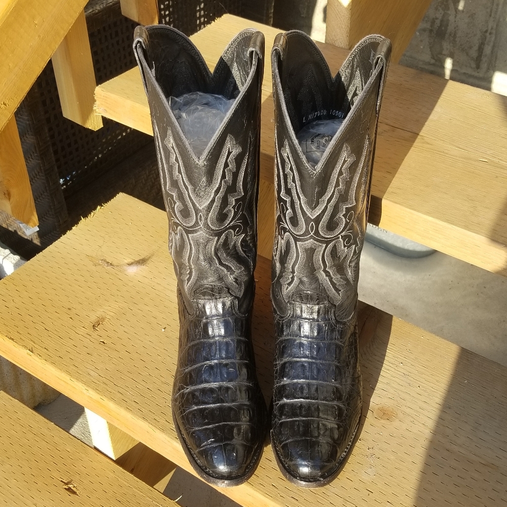 Larry Mahan Vintage Caiman Crocodile Black Cowboy Boots. Size: 8.